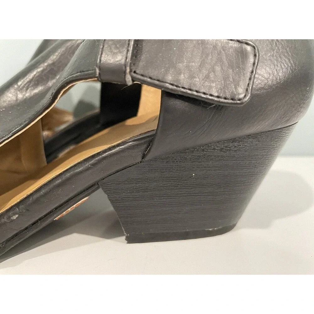 Natural Soul Women's Leather Look Sandals Size 7.5 Black‎ Wedge